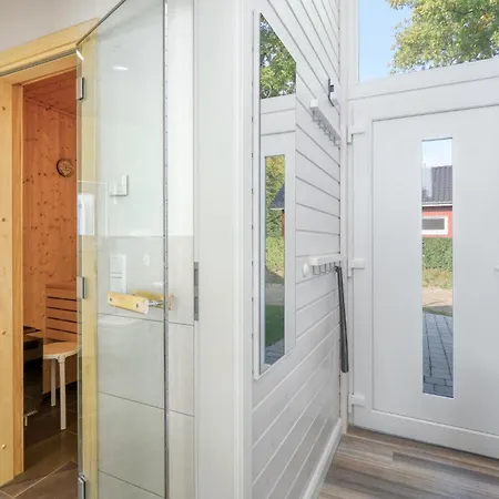 Pet Friendly Home In Krems Iiwarderbrueck * Gols
